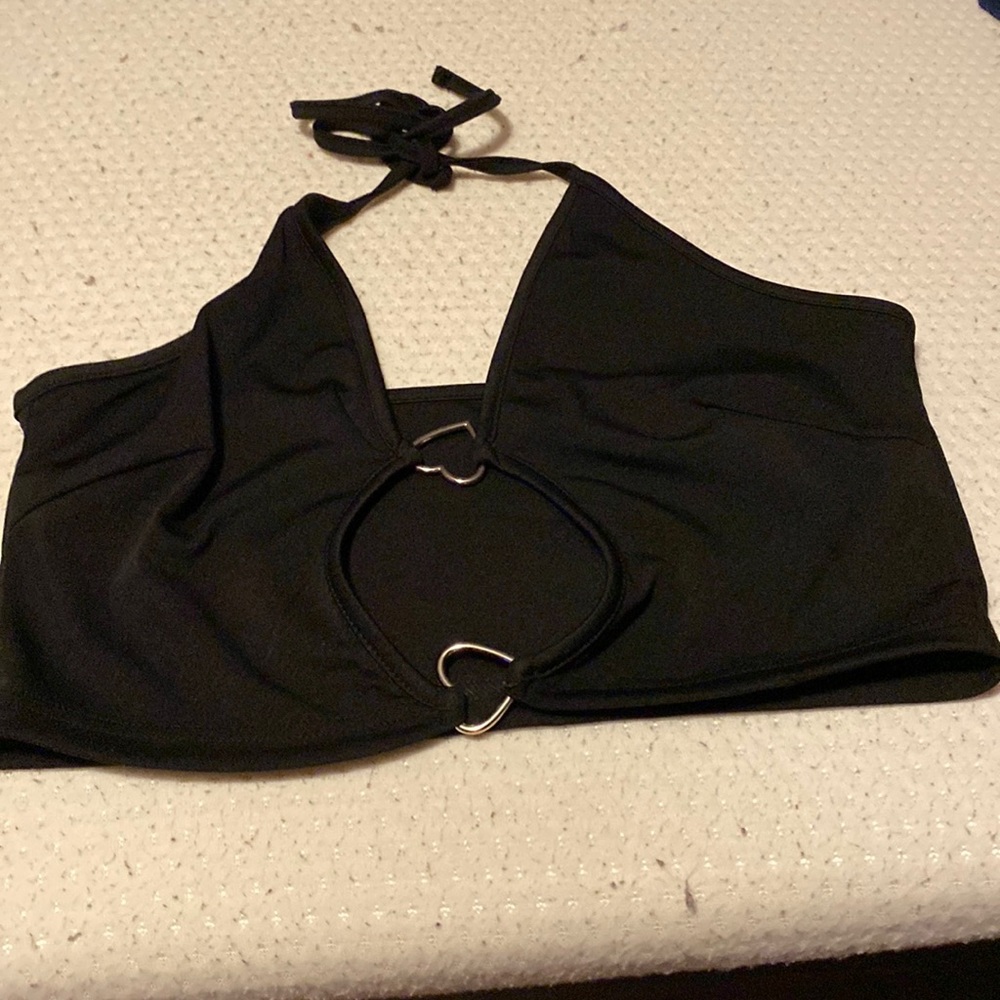Black crop top